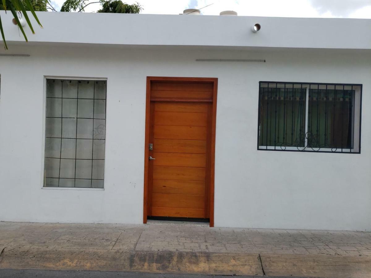 Casa Baeza Apartament, The Best Location, 70Mts From The Sea Косумел Екстериор снимка