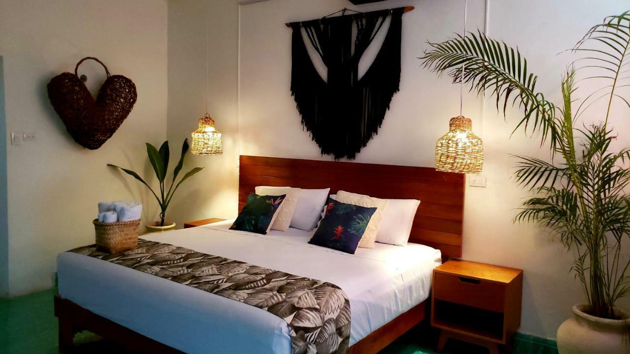 Casa Baeza Apartament, The Best Location, 70Mts From The Sea Косумел Екстериор снимка